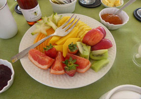 yacht charter cuisine